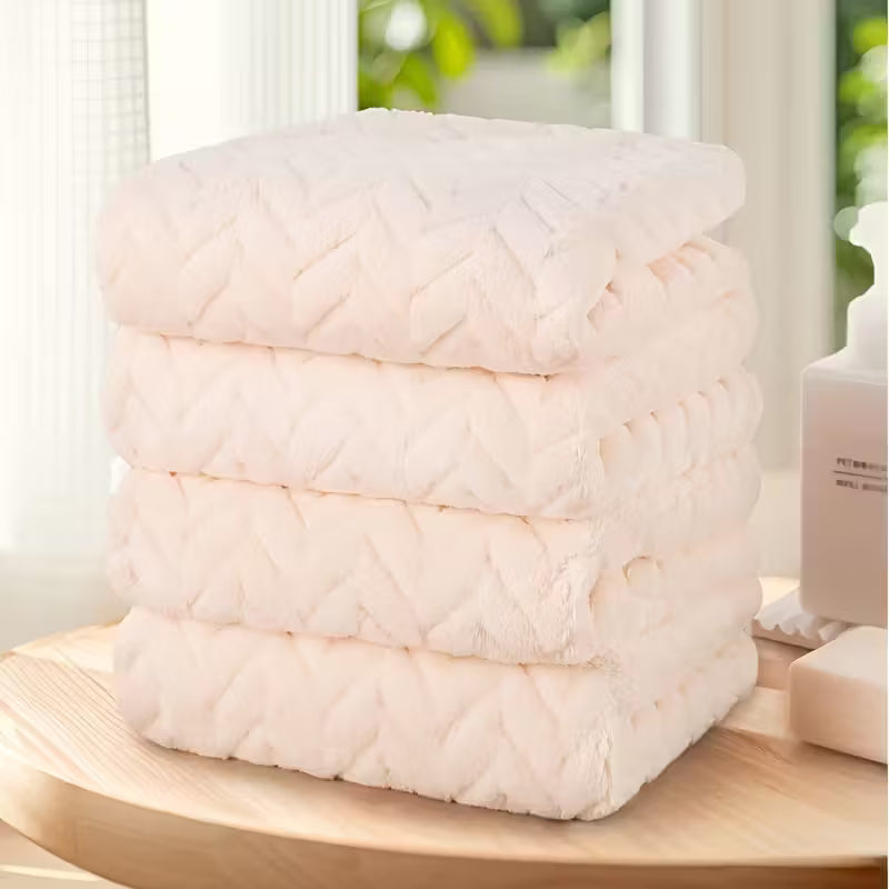 Set of 4 Microfiber Plaid Rectangular Towels - Highly Absorbent, Fast-Drying, Lightweight, And Soft Spa Towels, Sturdy for Everyday Use with a Festive Christmas Feel, Classic Checkered Design
