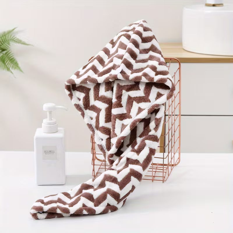 A New and Stylish Striped Dry Hair Cap, Specially Designed for Women's Hair, with Strong Water Absorption and Quick Drying Effect. A Flash, a Dry Hair Tool Suitable for All Seasons